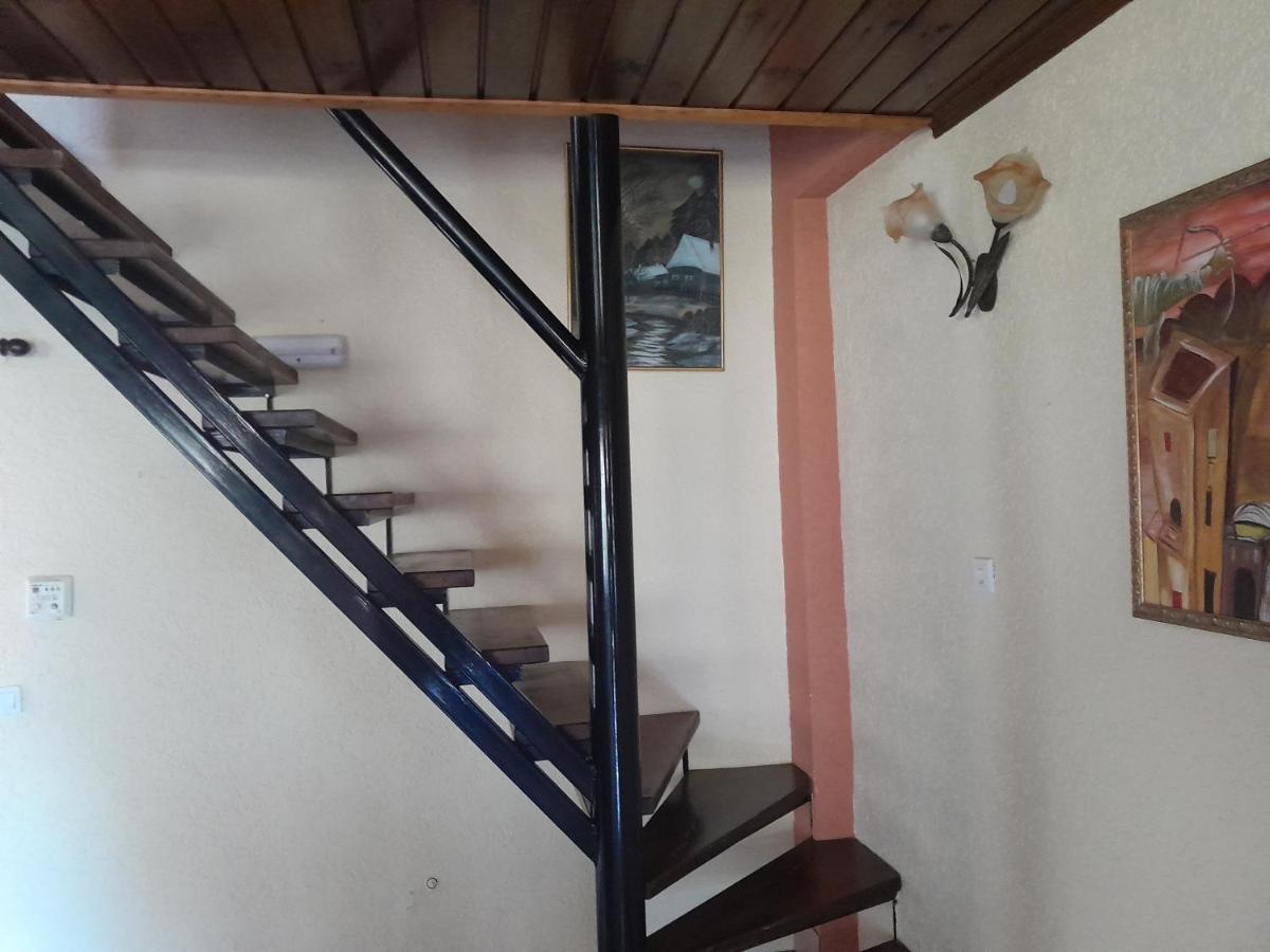 Pétra Artemis Home מראה חיצוני תמונה