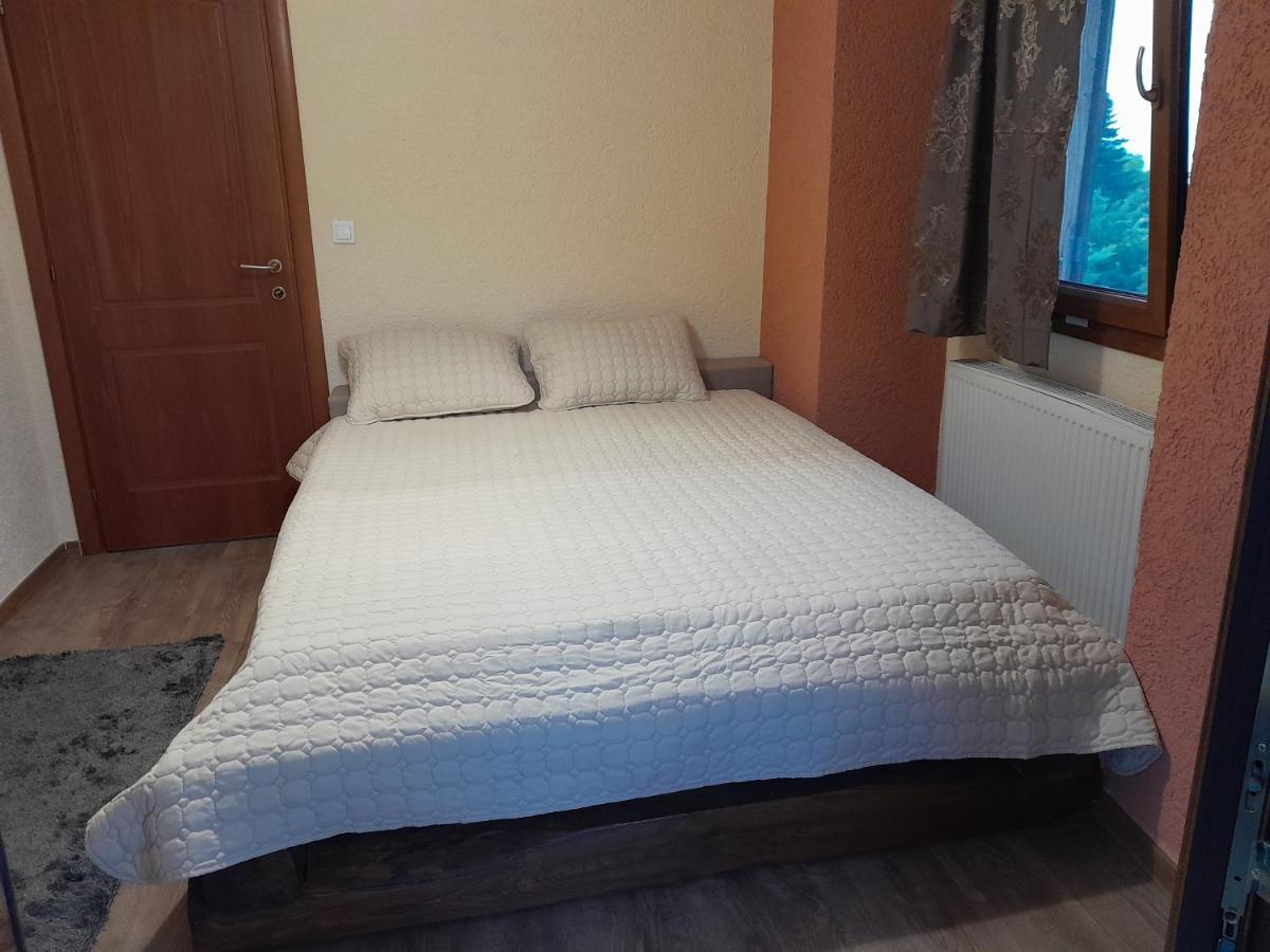 Pétra Artemis Home מראה חיצוני תמונה