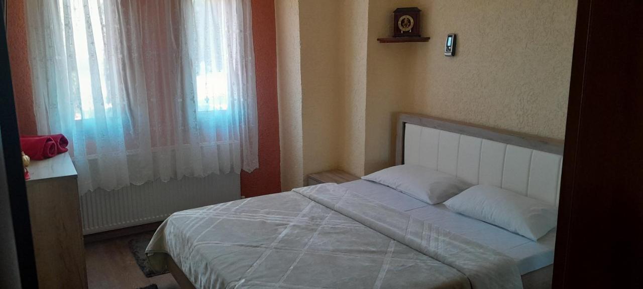 Pétra Artemis Home מראה חיצוני תמונה
